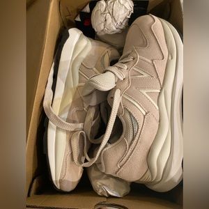 New balance tan sneakers